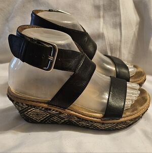 Vionic Cancun Supportive Wedge Wmns Sz 37/6.5 Black Ankle Buckle Strap Sandals